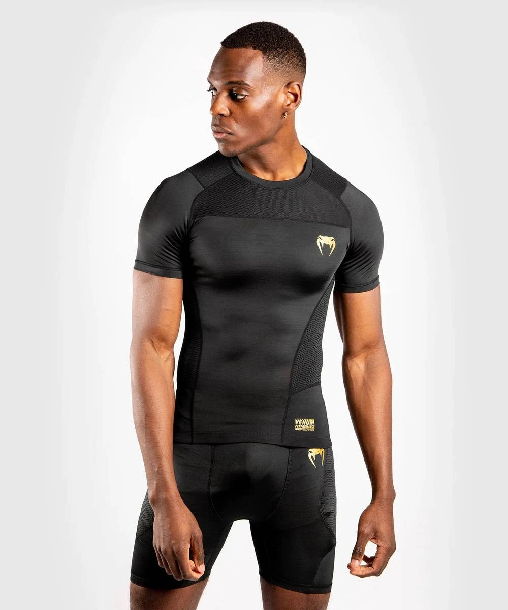 VENUM G-FIT Rashguard - Kort Arm Svart/Gull