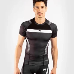 VENUM Nogi 3.0 Kompresjonstrøye/Rashguard - Kort Arm- Svart/Hvit
