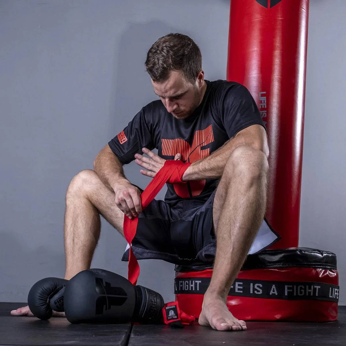 FIGHTER 3-1 Frittstående Boksesekk - Svart/Rød - Bilde 7